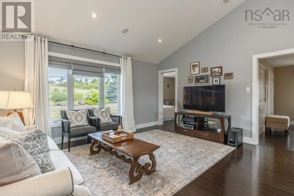 355 Falmouth Dyke Road
