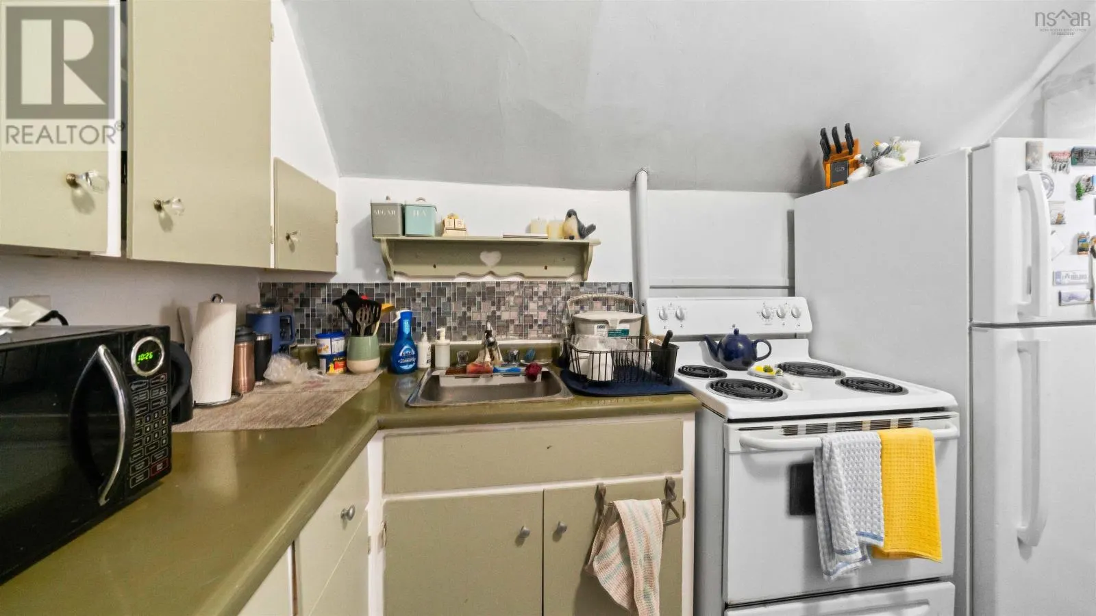 71 Dominion Street