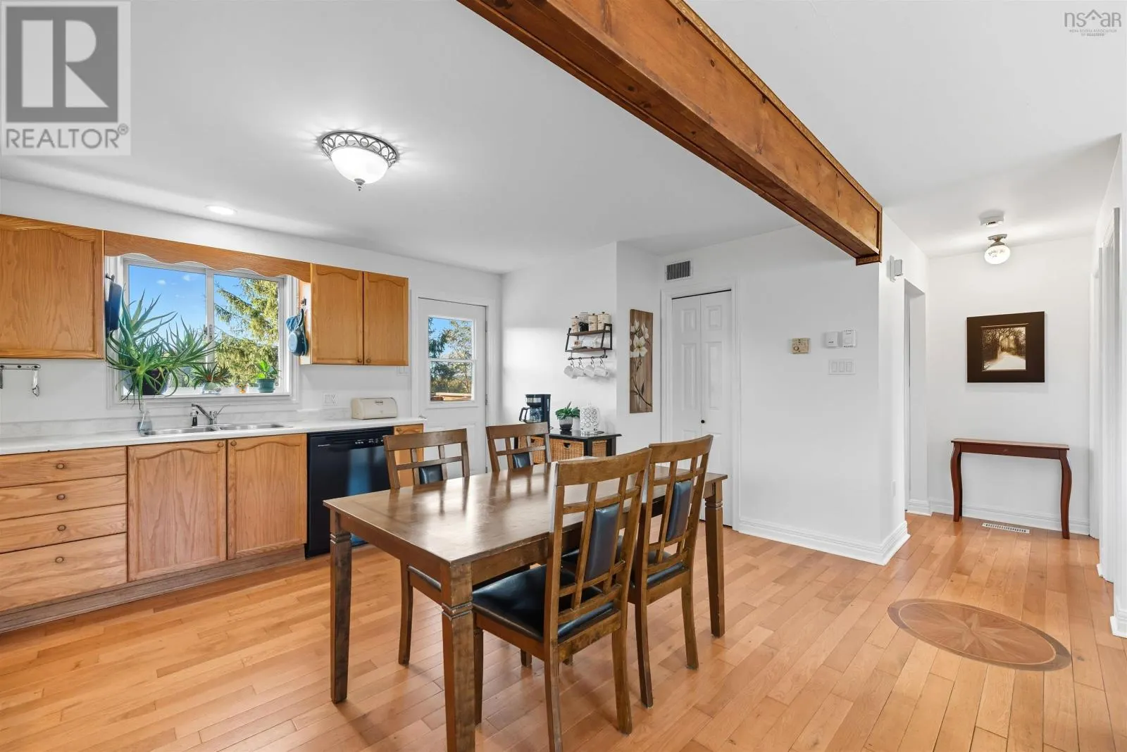 228 Falmouth Back Road