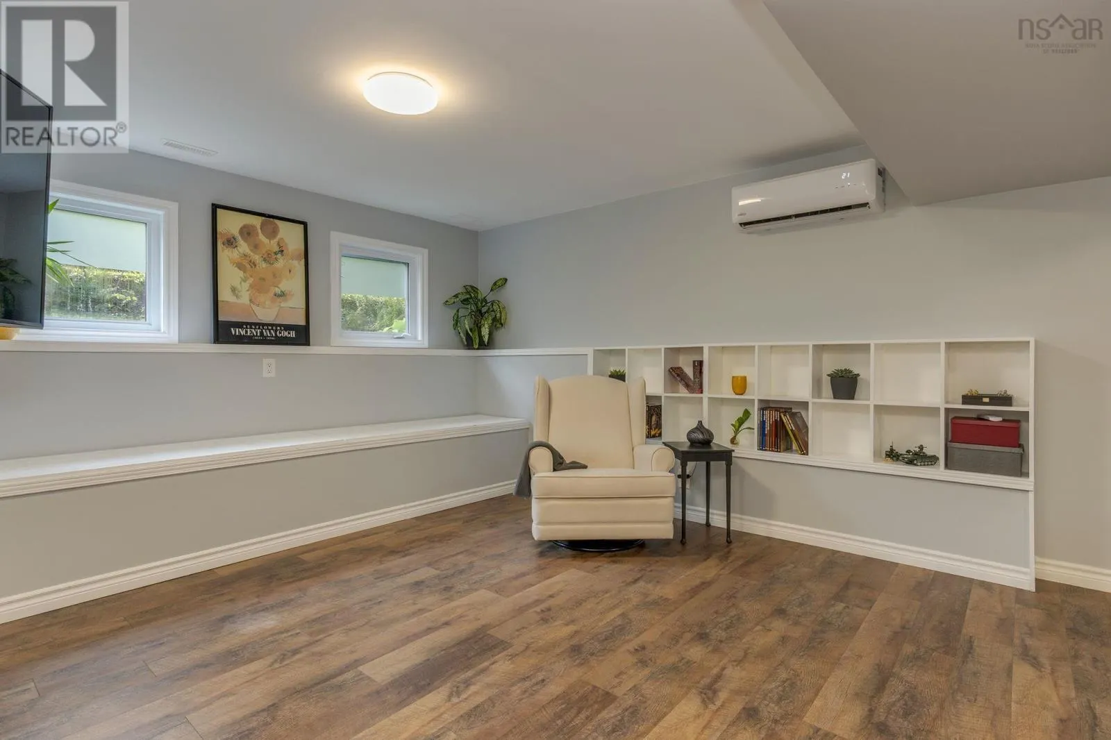 1309 Myra Road