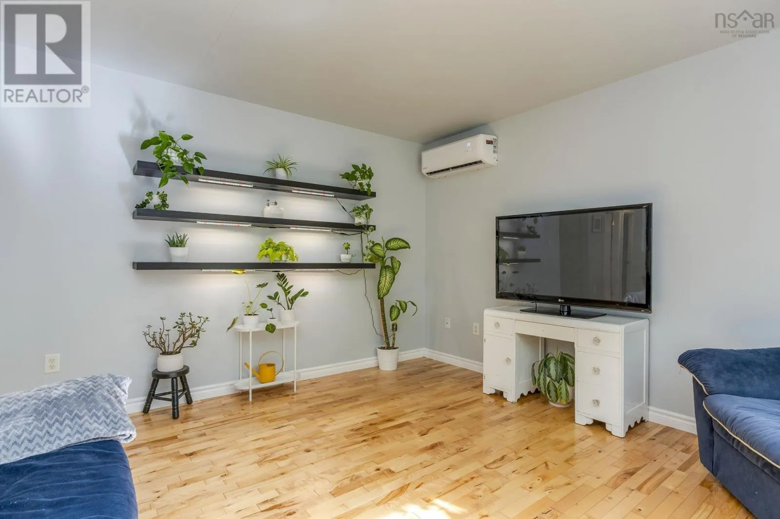1309 Myra Road