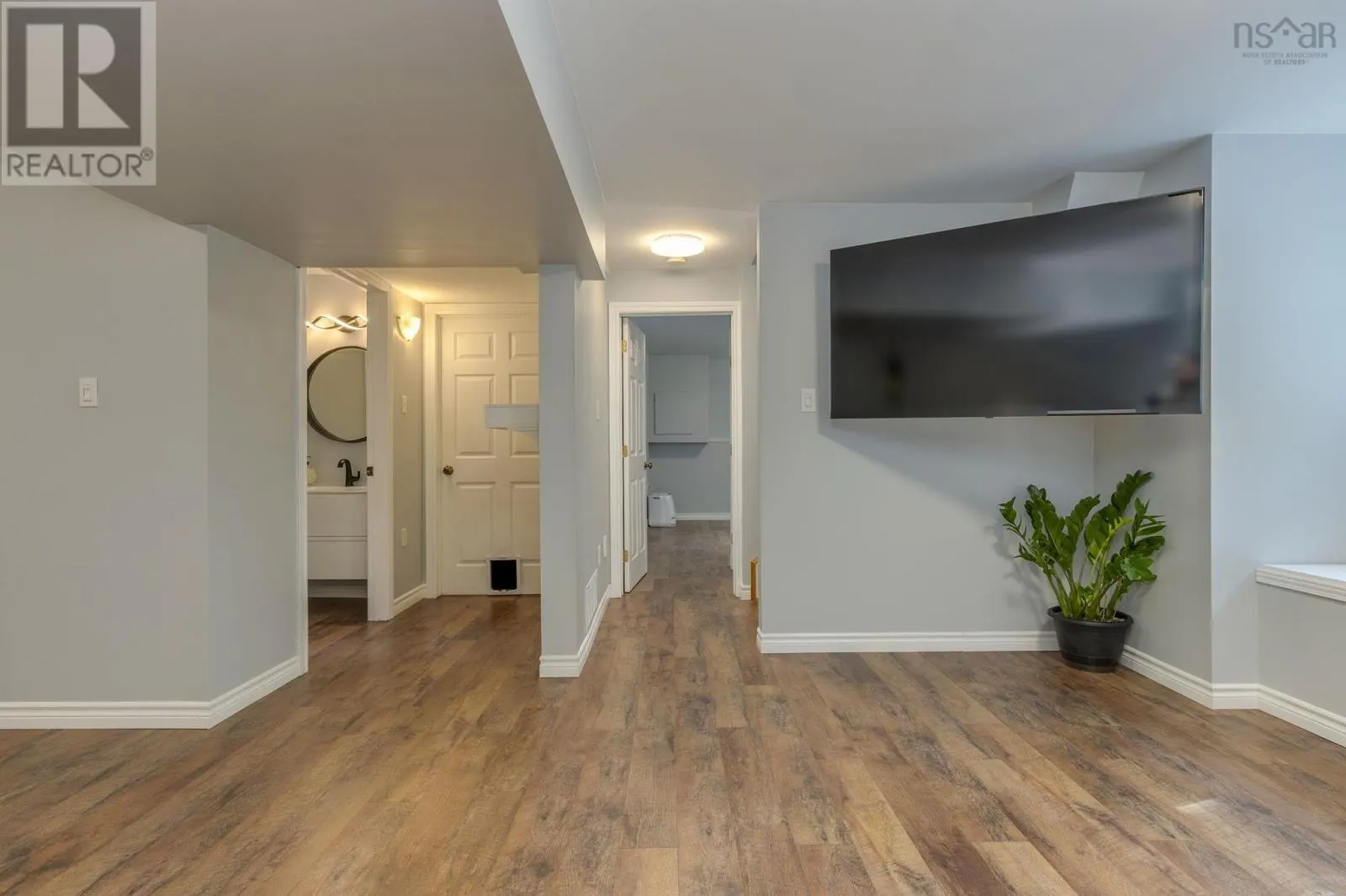 1309 Myra Road