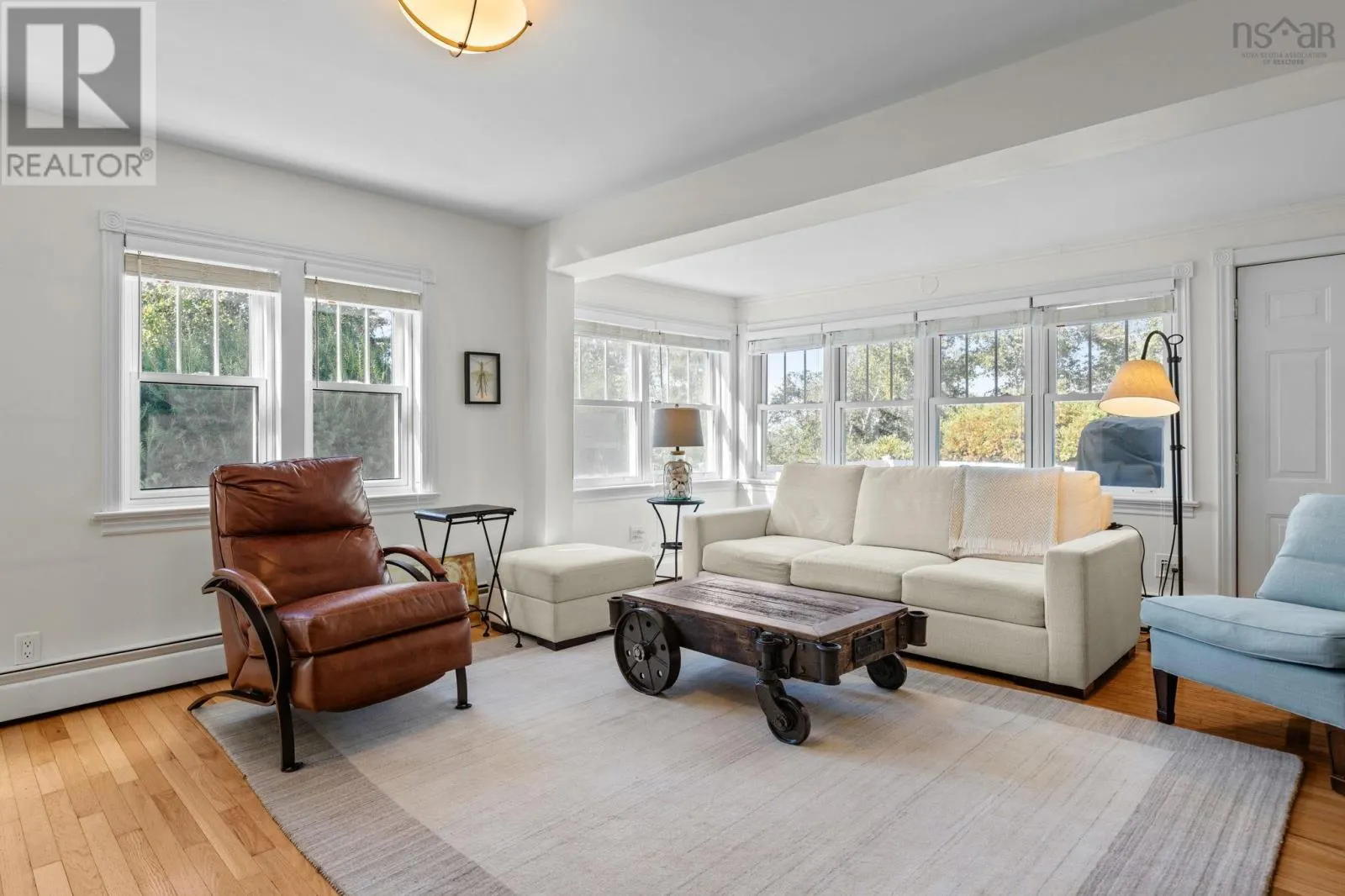 8979 Peggys Cove Rd Road