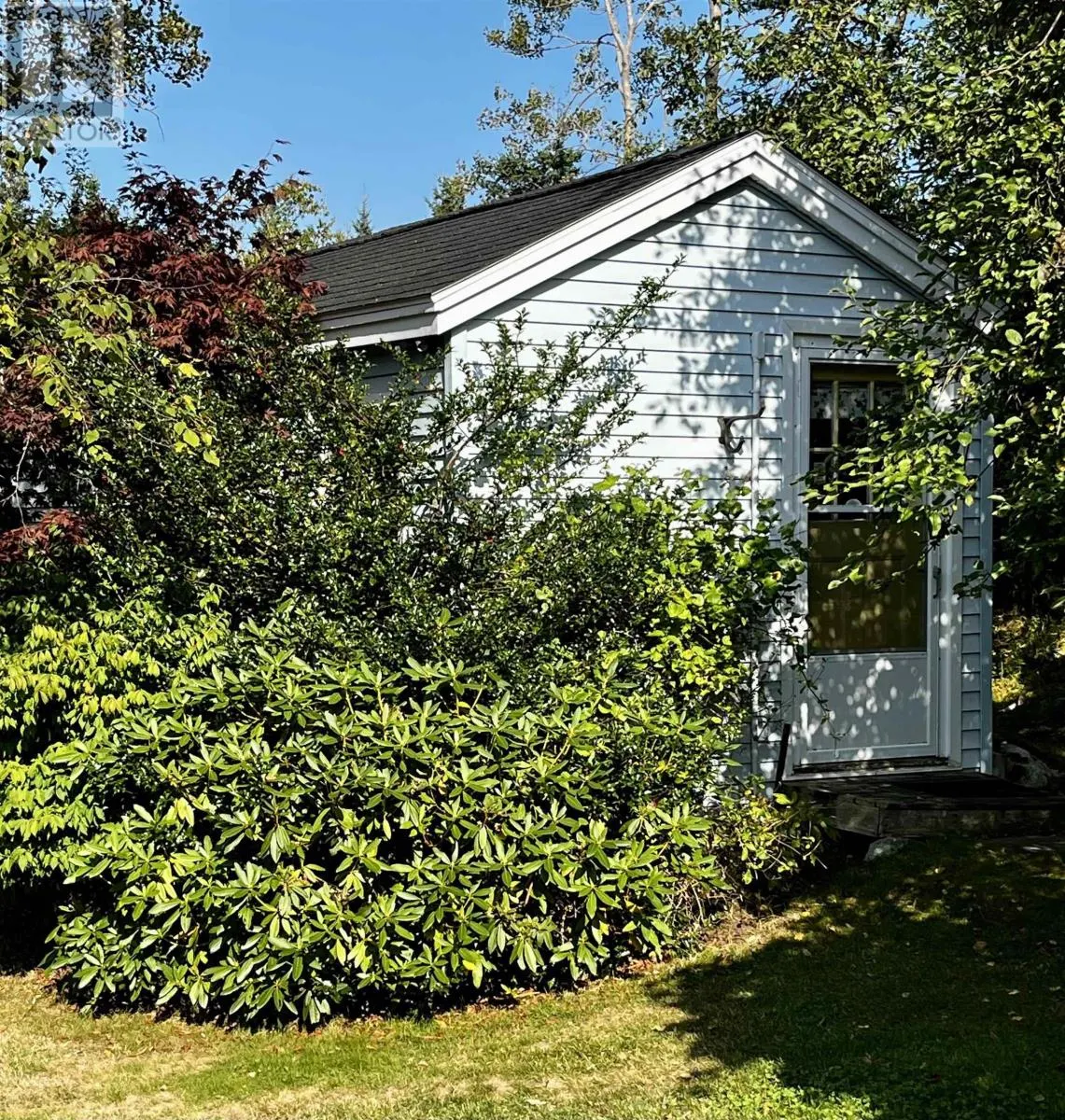 8979 Peggys Cove Rd Road