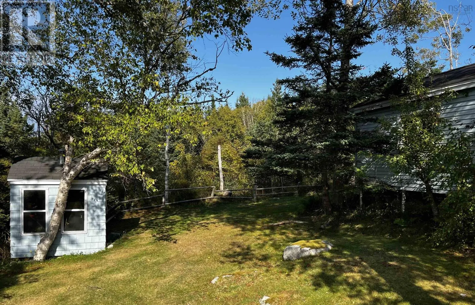8979 Peggys Cove Rd Road