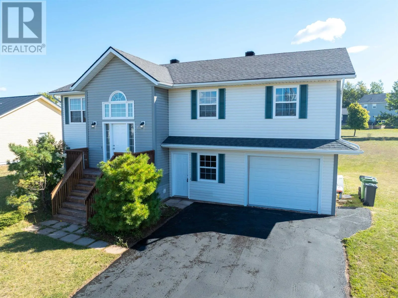 84 Bonavista Avenue