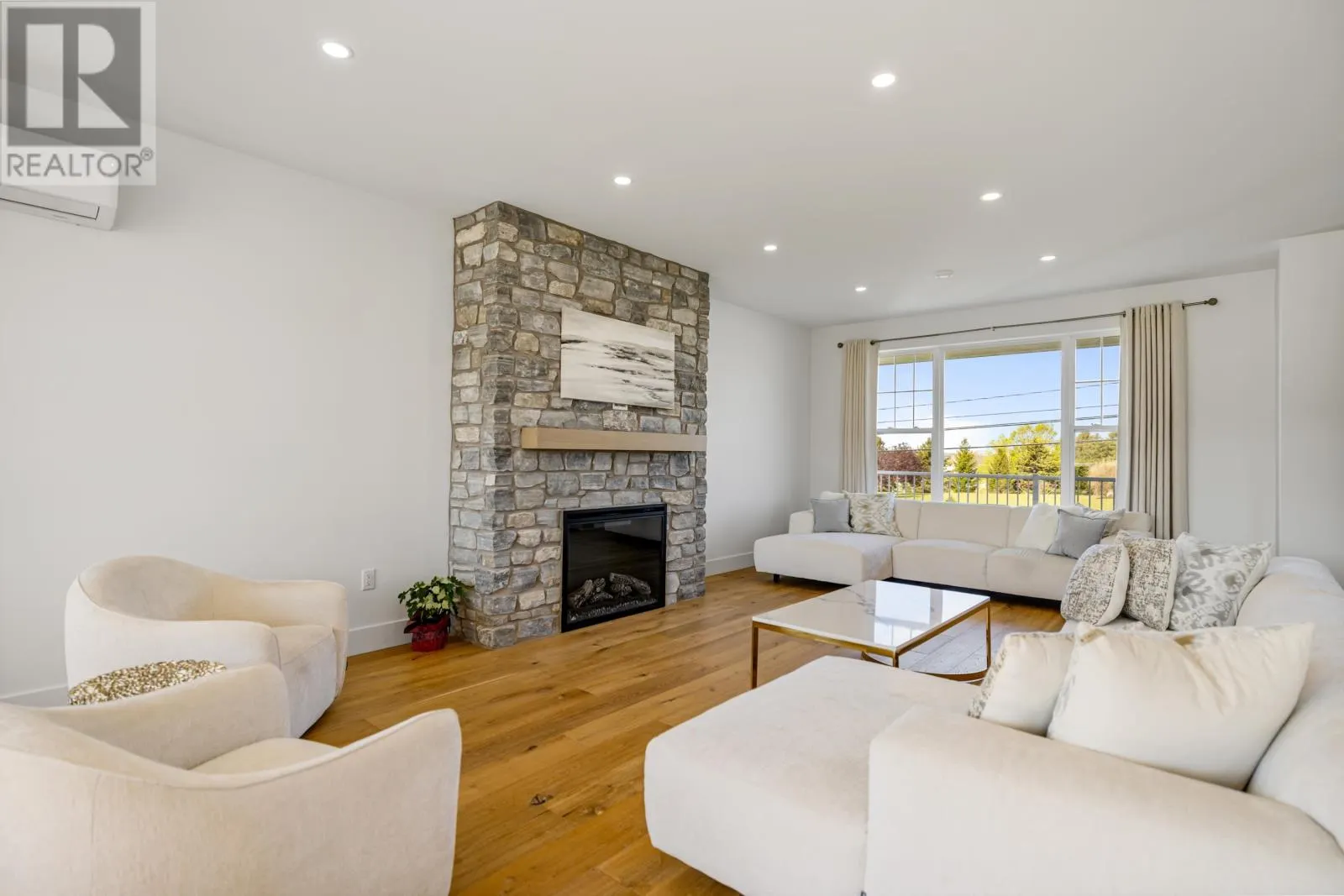 85 Keppoch Road