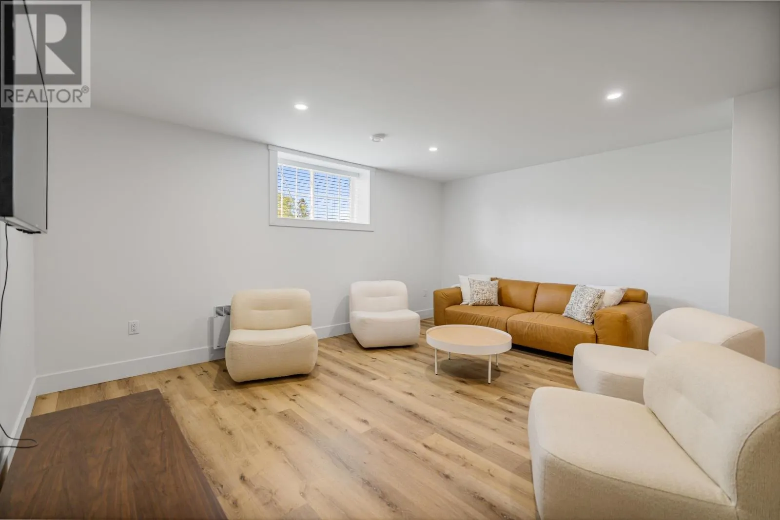 85 Keppoch Road