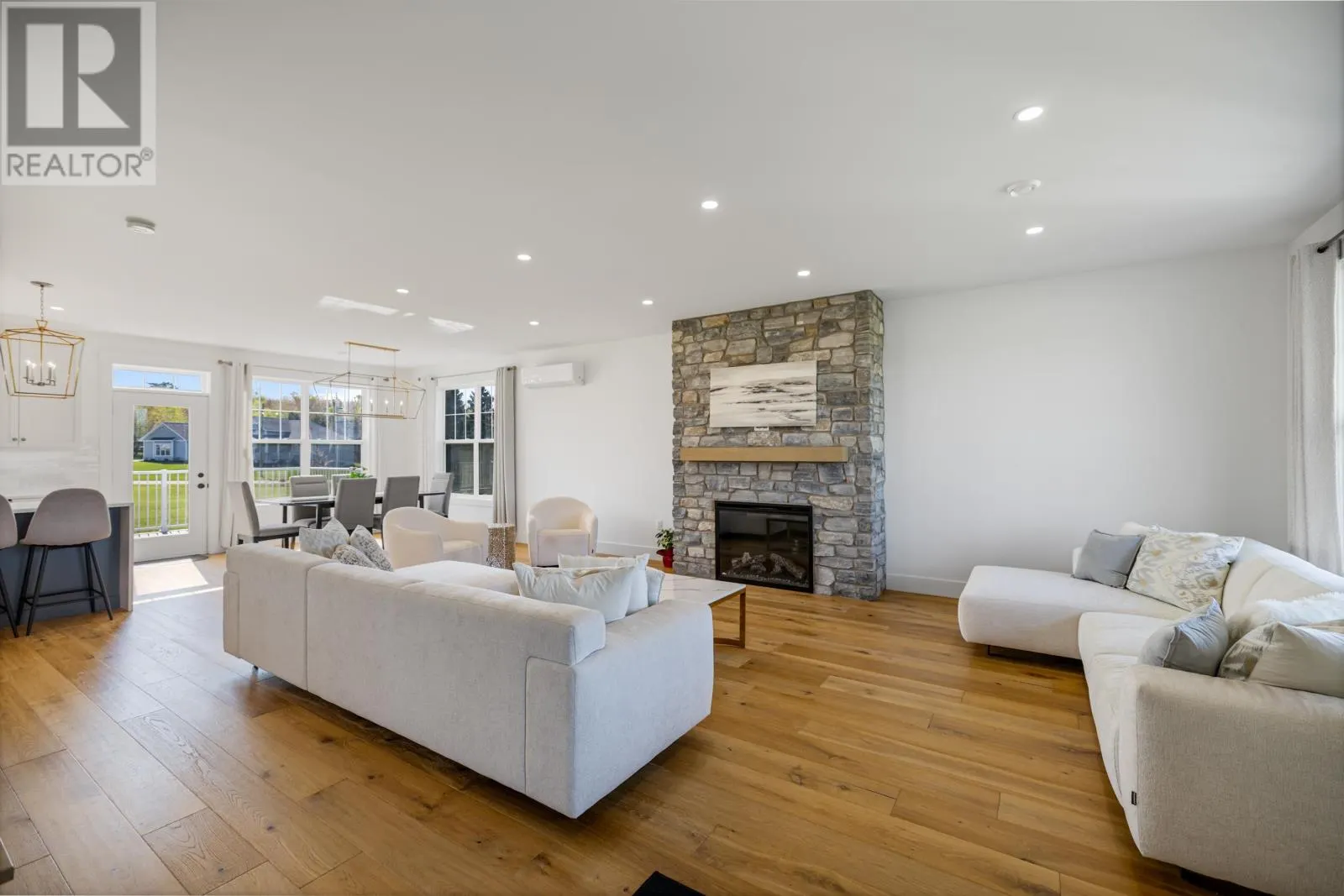 85 Keppoch Road