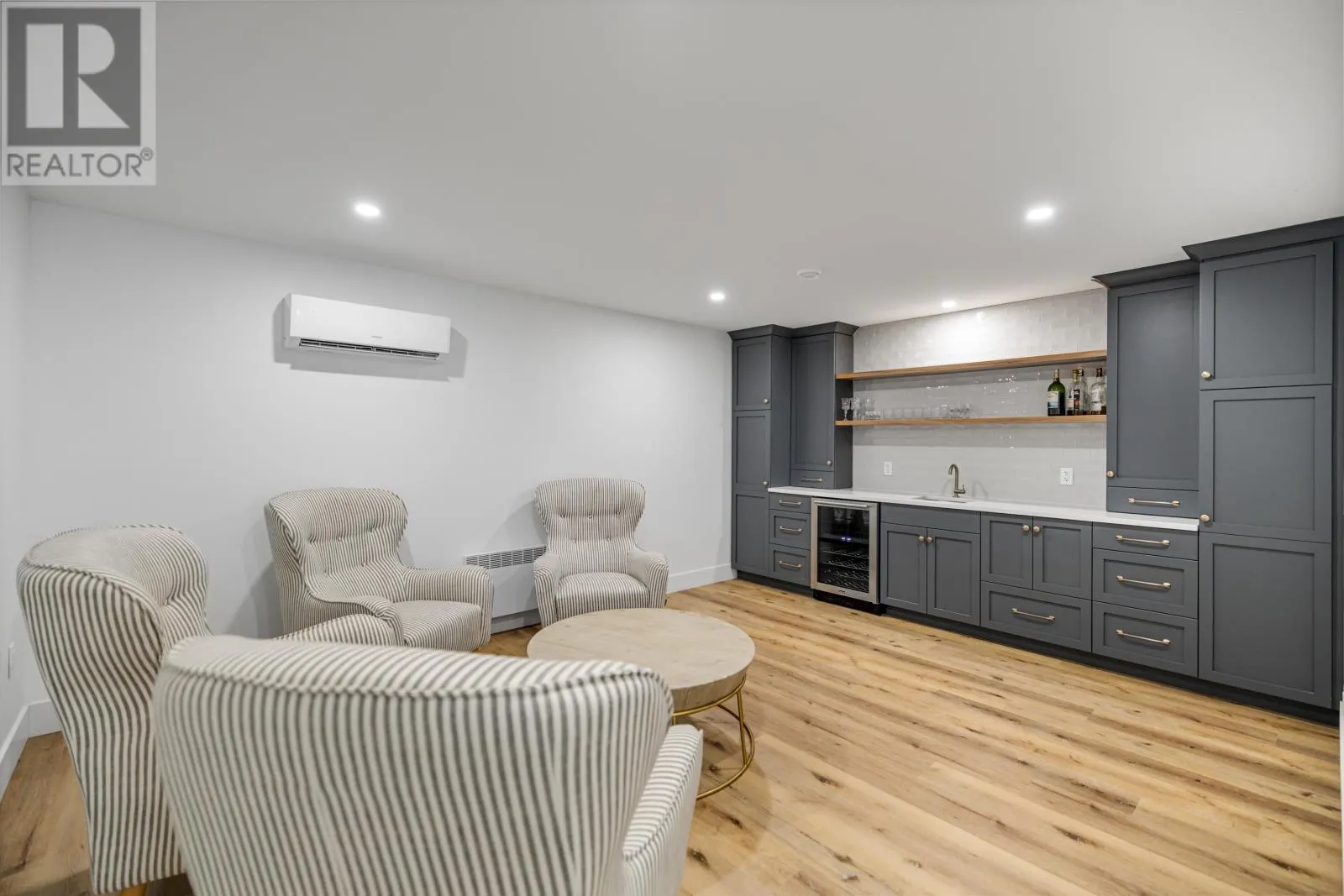 85 Keppoch Road