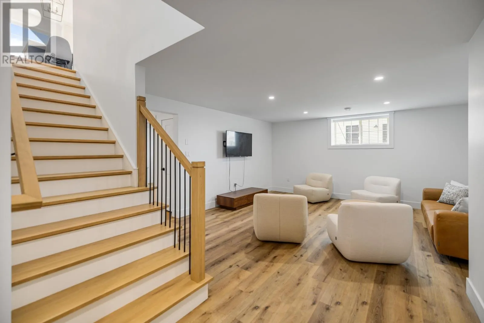 85 Keppoch Road