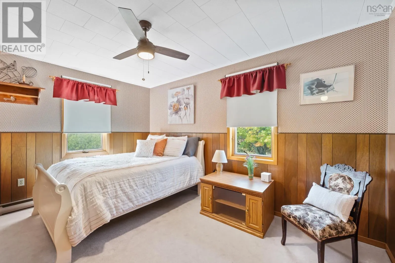 260 Phinney Mountain Road
