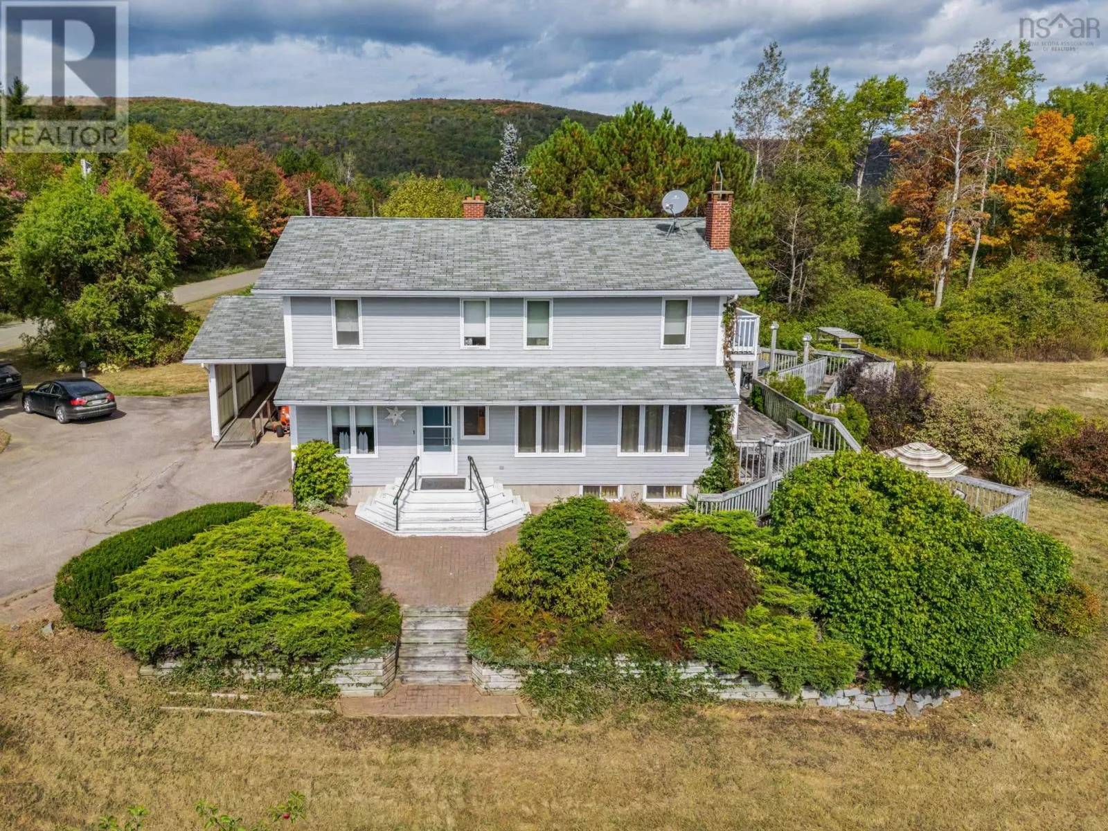 260 Phinney Mountain Road