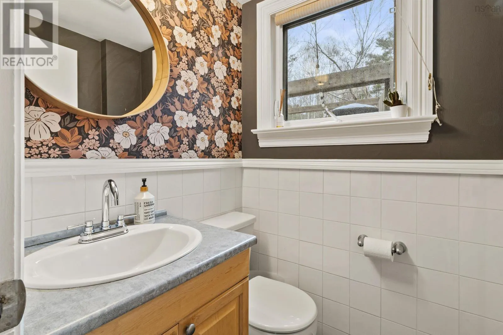 98A Williams Lake Road