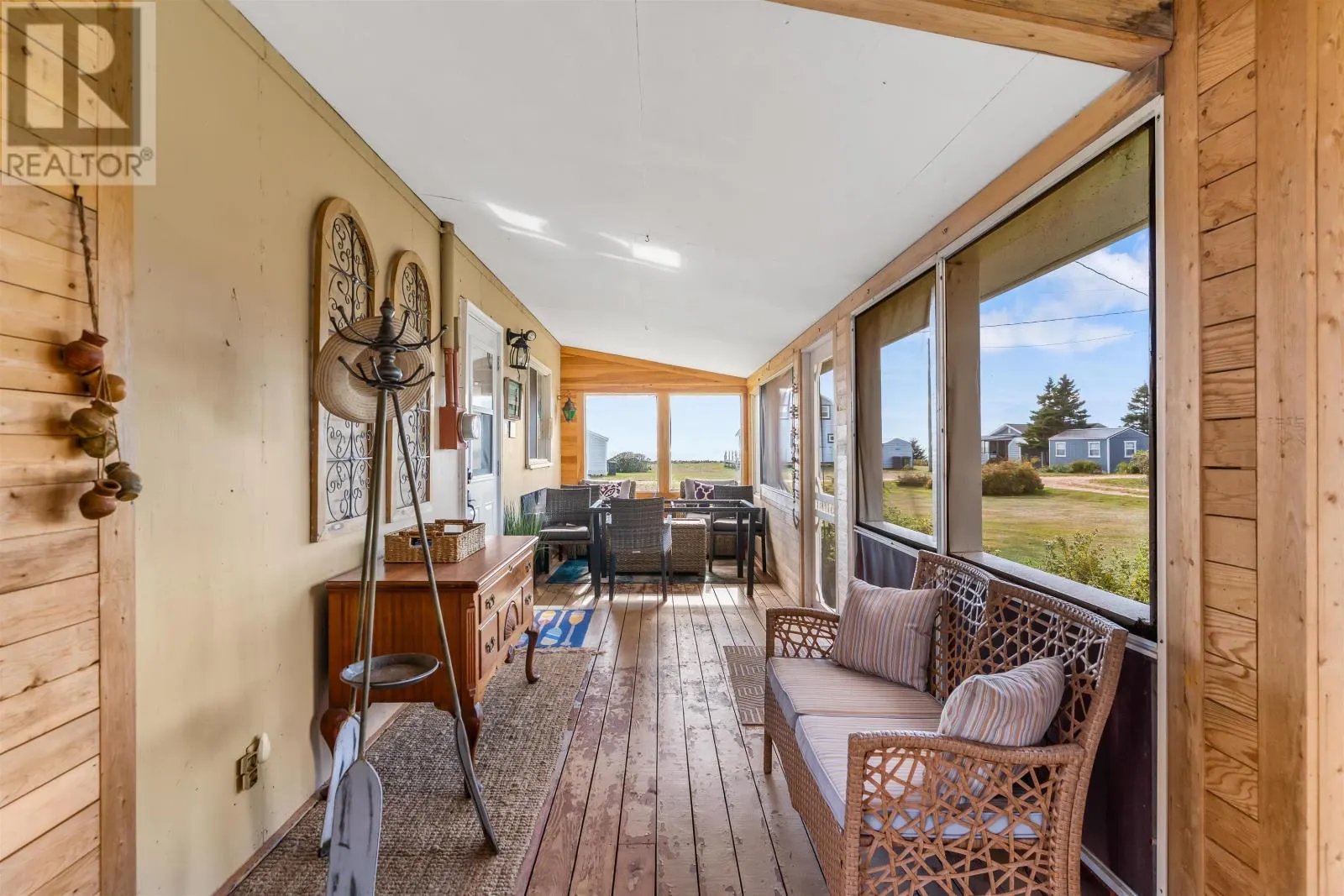 57 Hummingbird Crescent