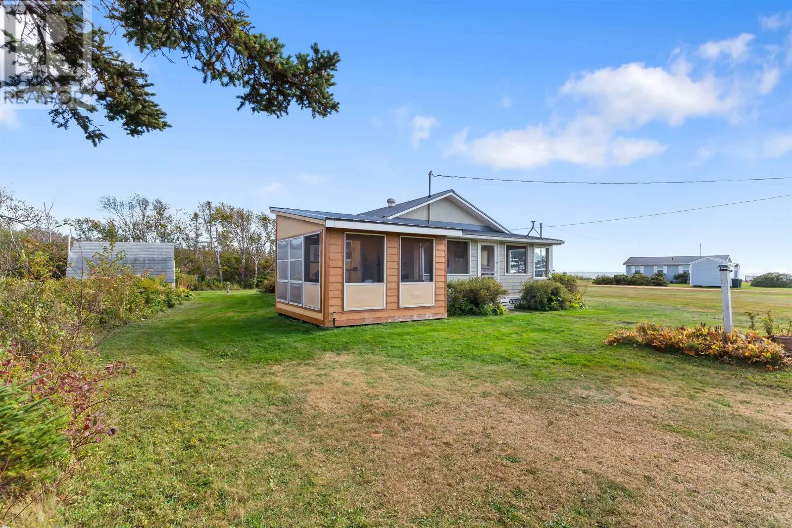 57 Hummingbird Crescent