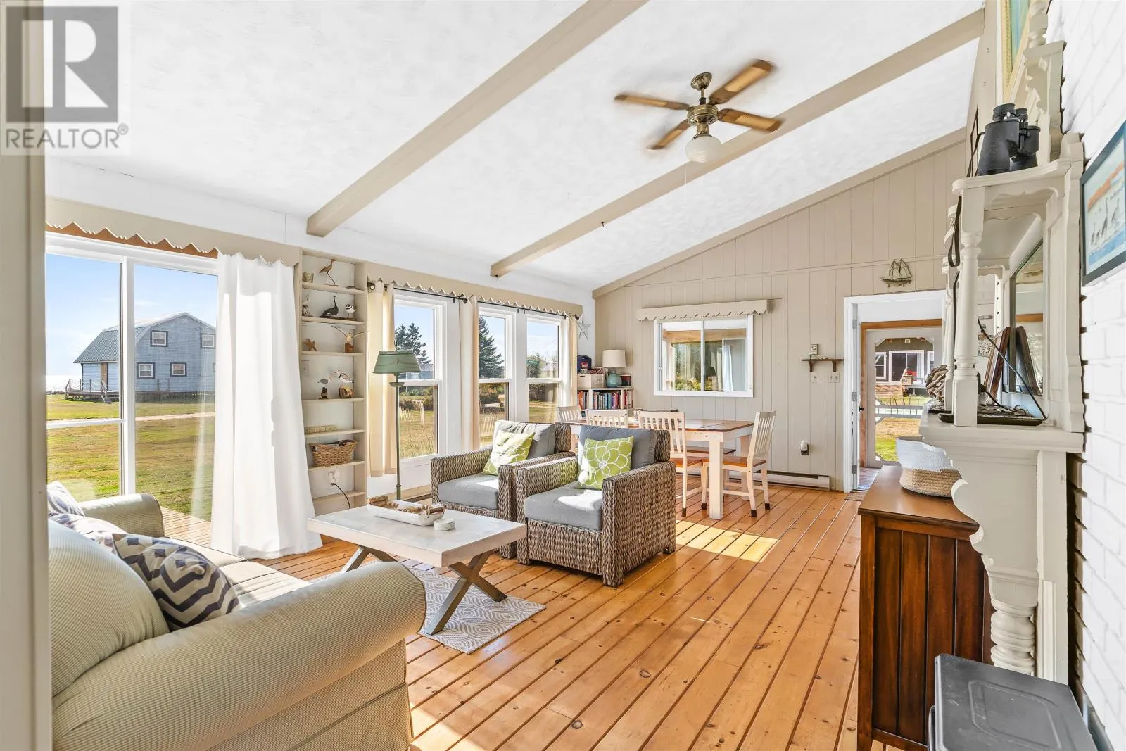 57 Hummingbird Crescent