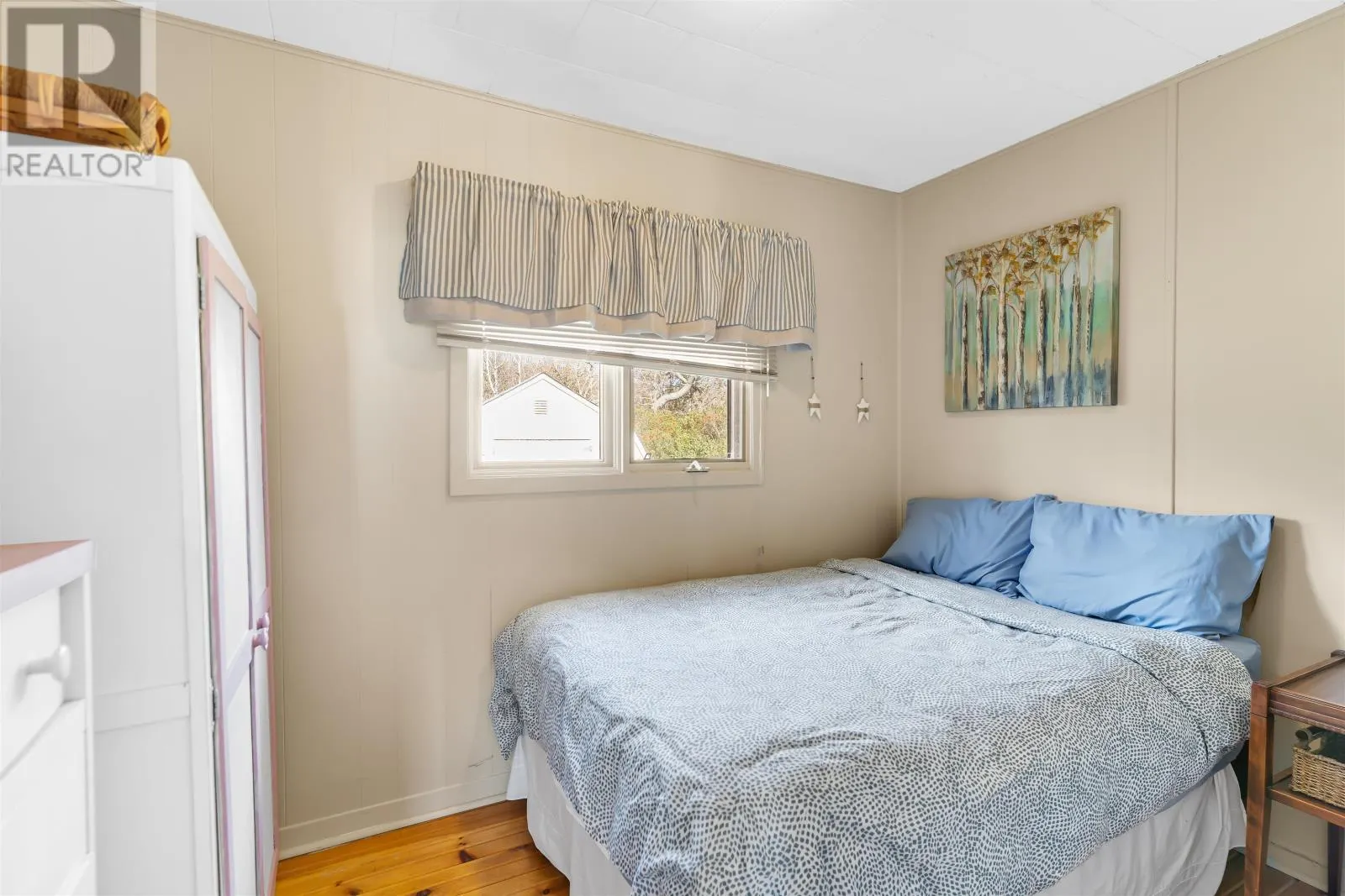 57 Hummingbird Crescent