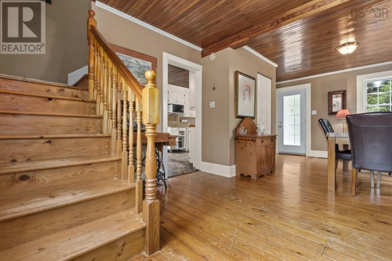 473 East Petpeswick Road