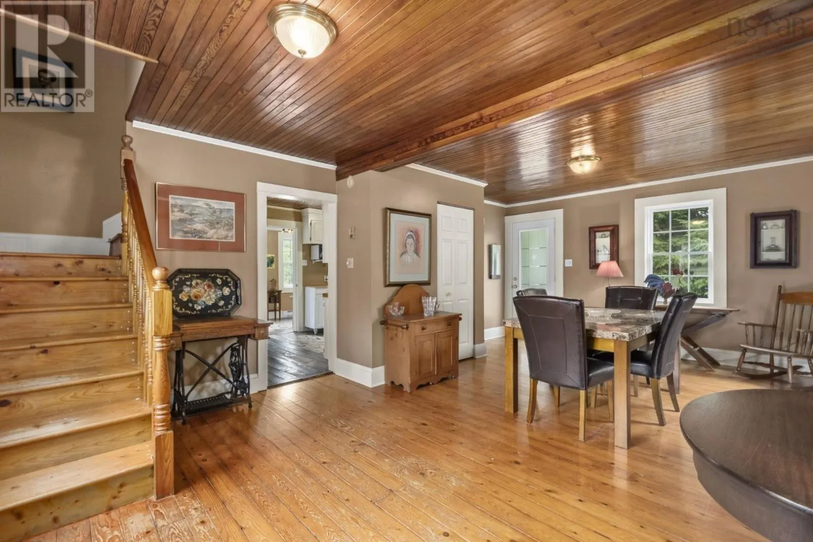 473 East Petpeswick Road