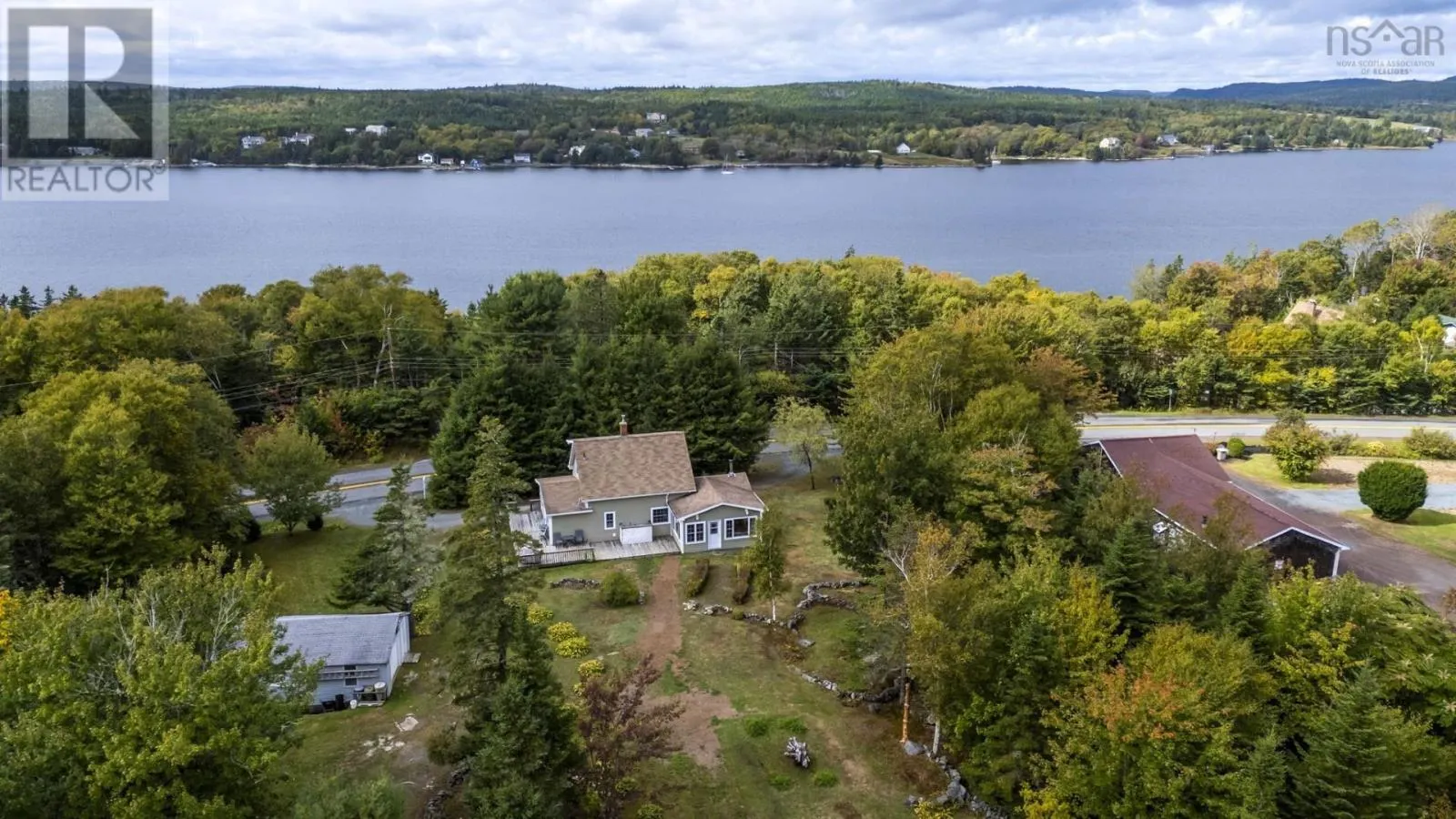 473 East Petpeswick Road
