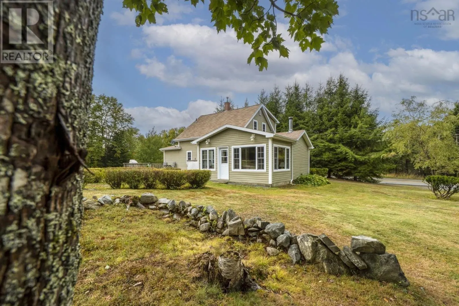 473 East Petpeswick Road
