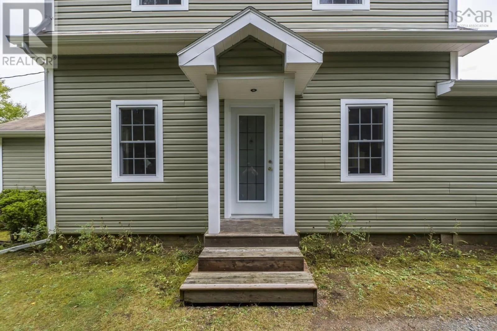 473 East Petpeswick Road