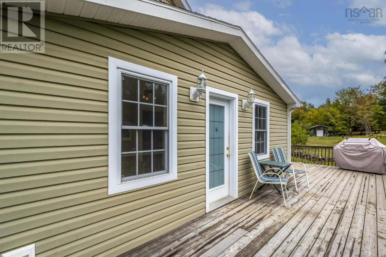 473 East Petpeswick Road
