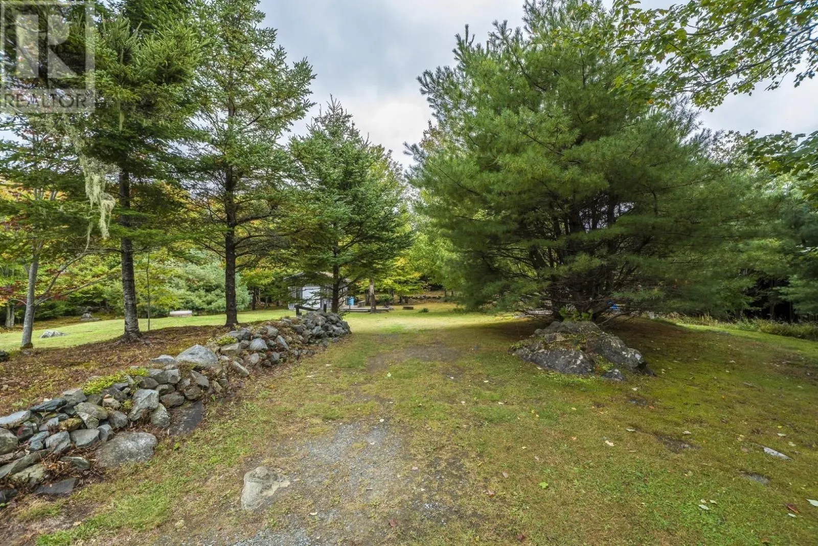 473 East Petpeswick Road