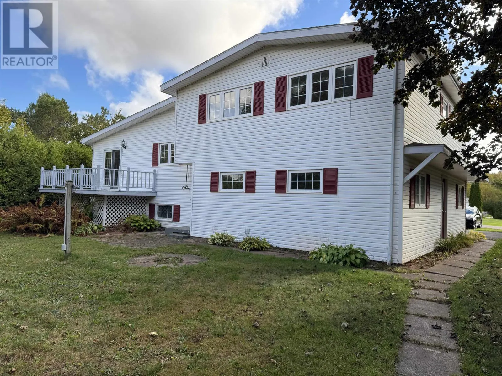30 Crescent Drive