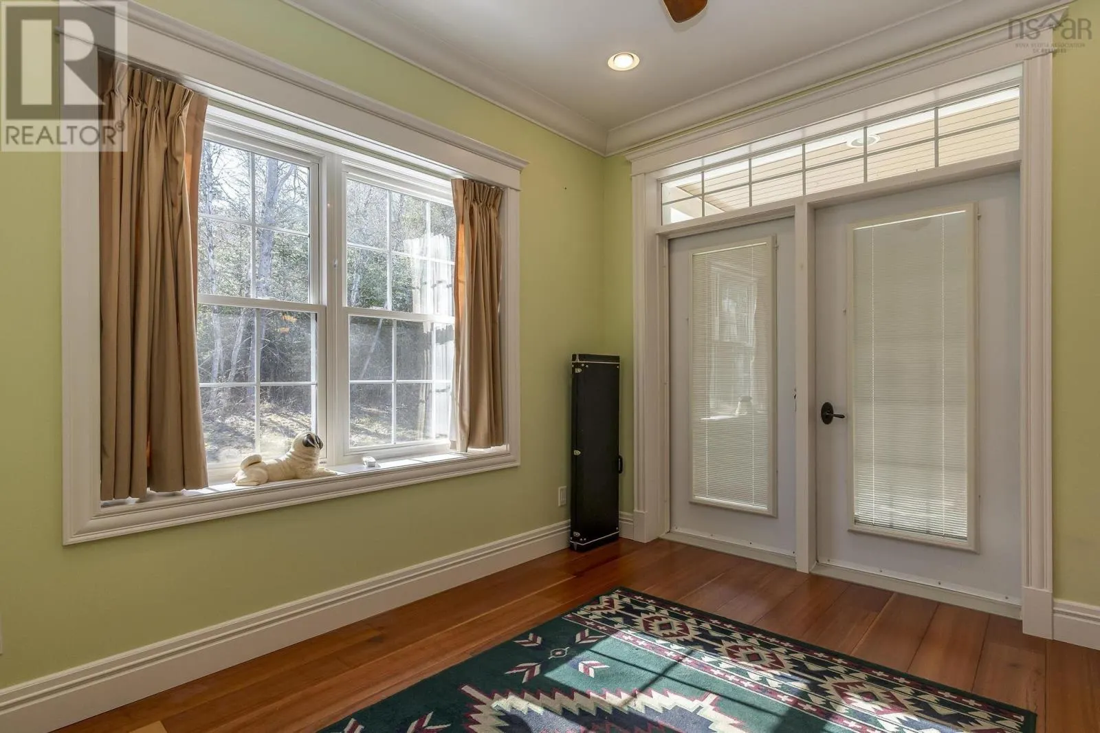 103 Oakwood Drive