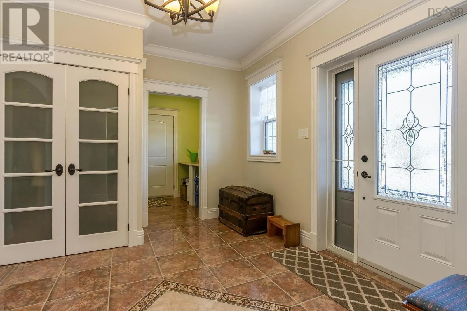 103 Oakwood Drive