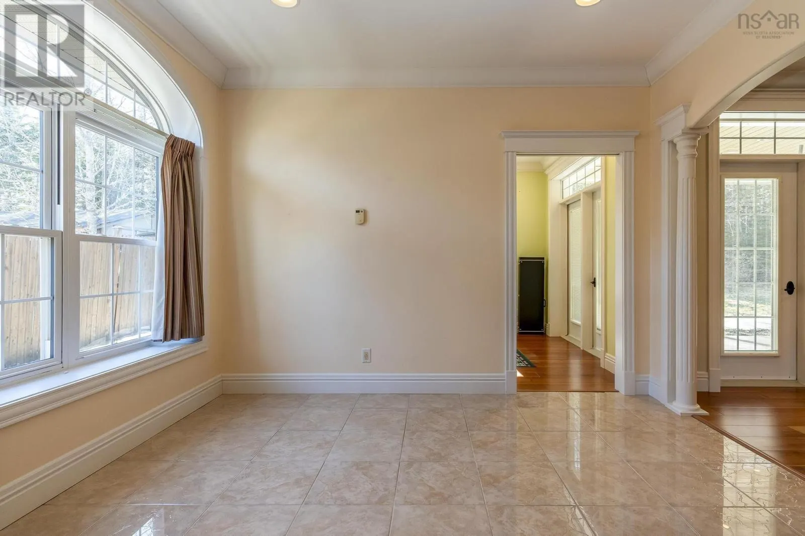 103 Oakwood Drive