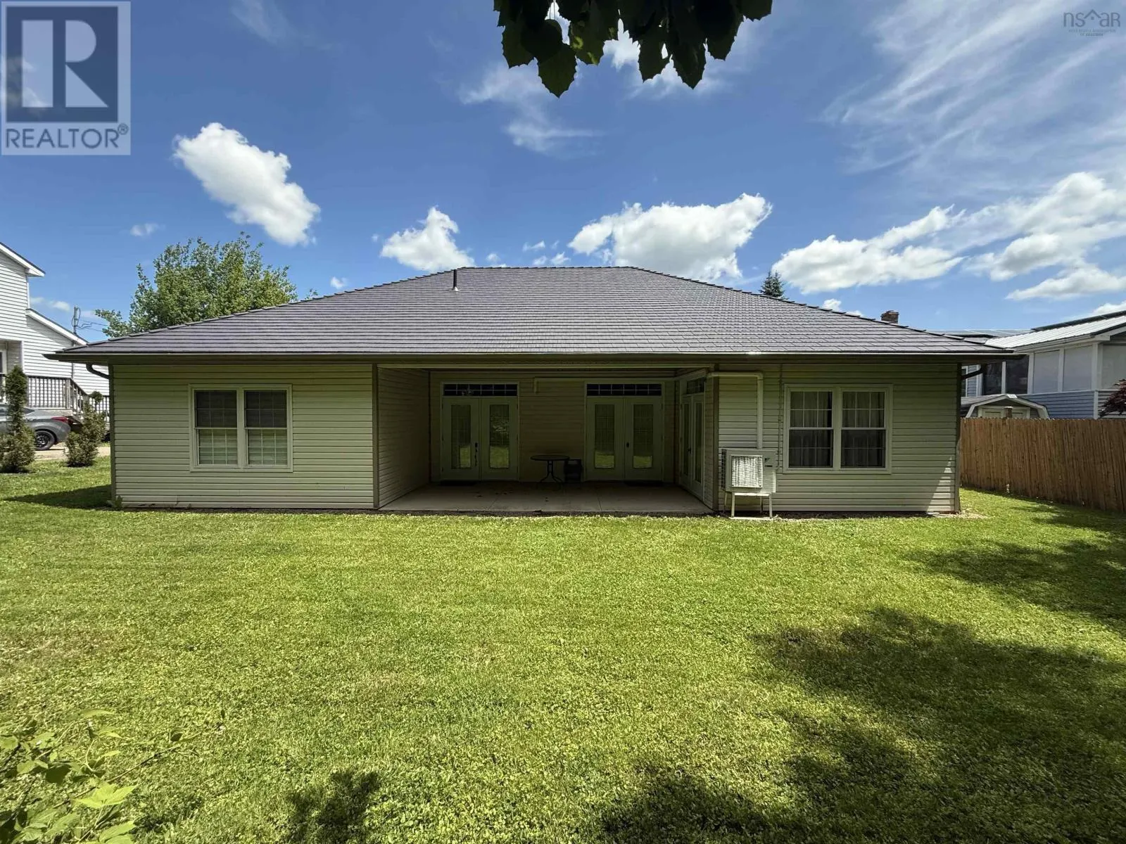103 Oakwood Drive