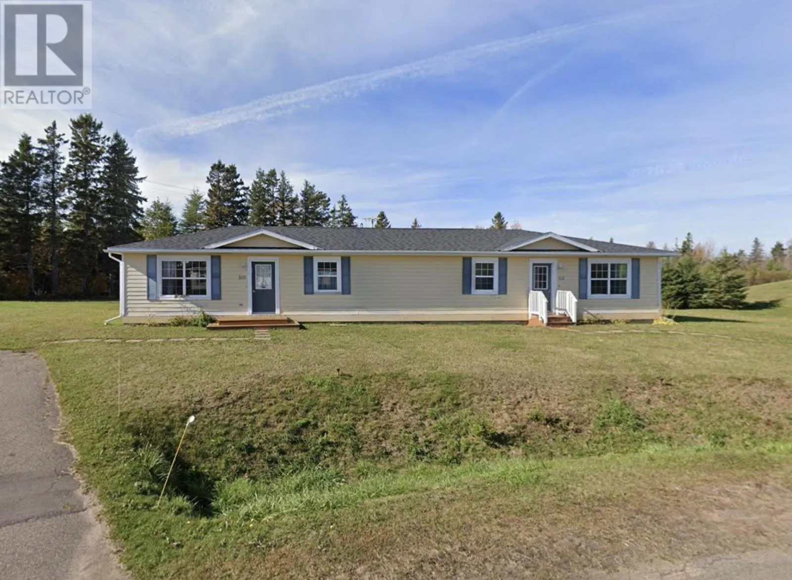 310 & 312 Connolly Crescent