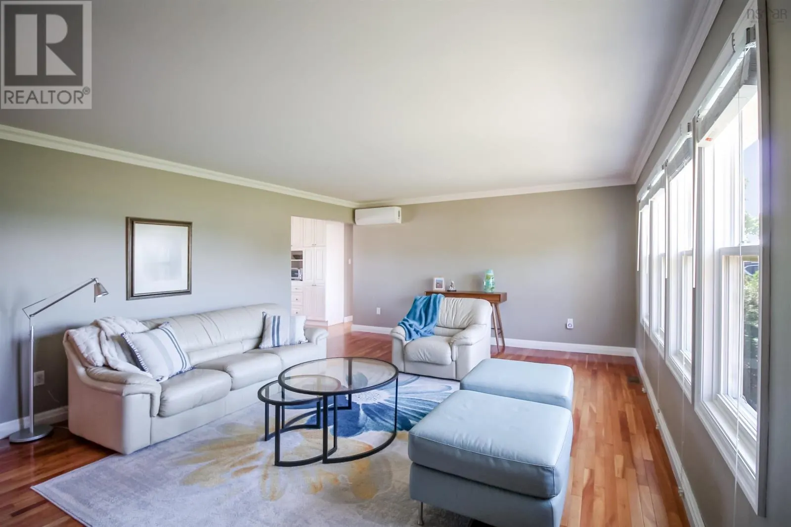 12 Lake Shore Drive