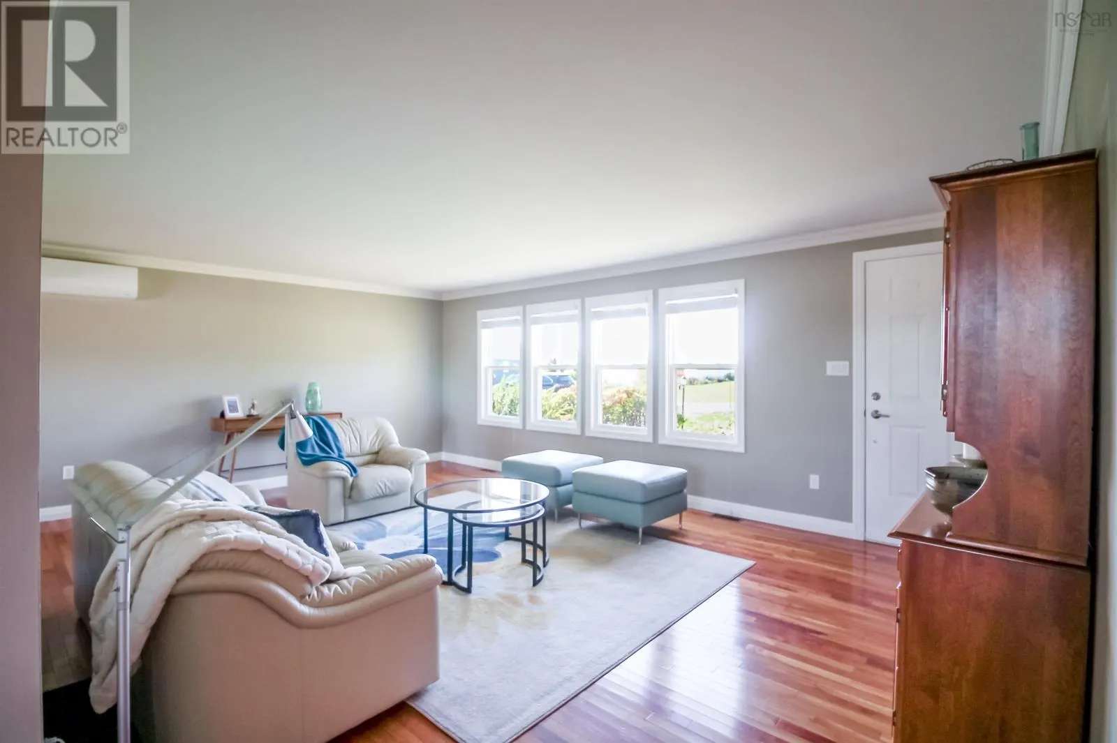 12 Lake Shore Drive