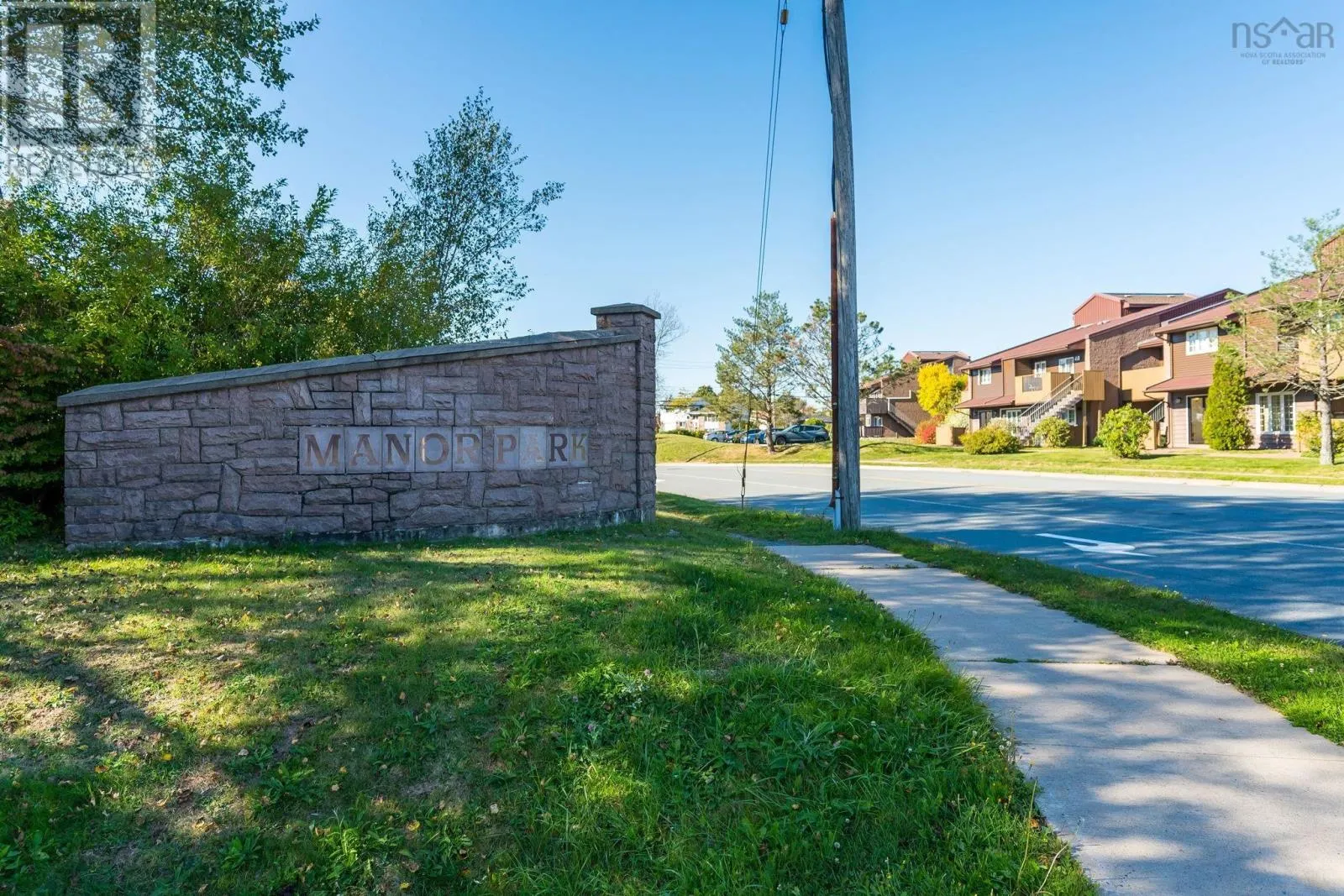 6 3 Rose Way