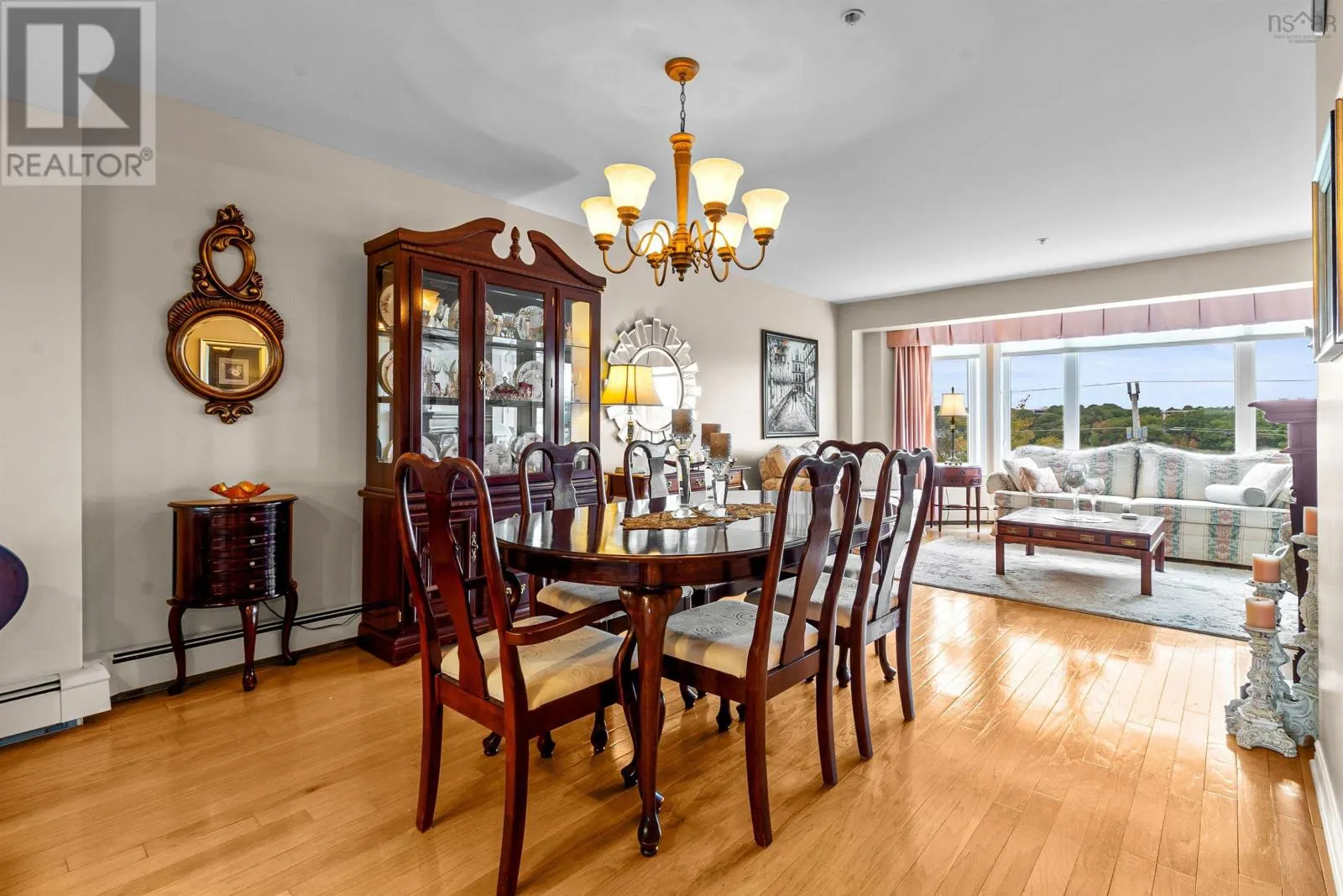 512 275 Prince Albert Road