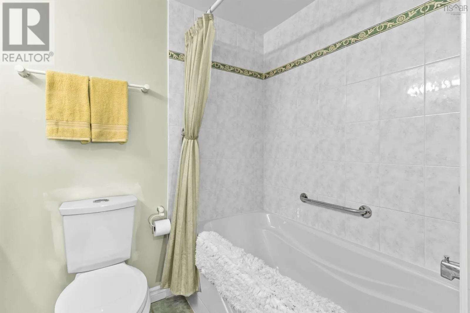 512 275 Prince Albert Road