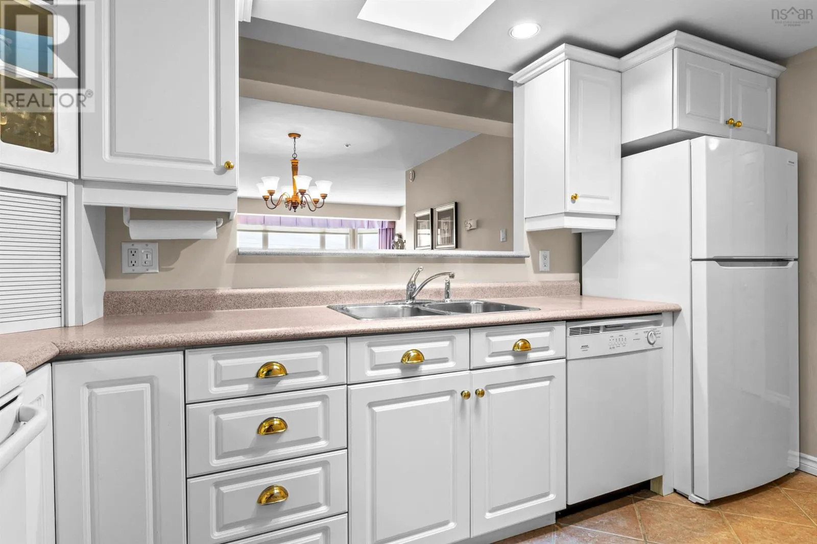 512 275 Prince Albert Road