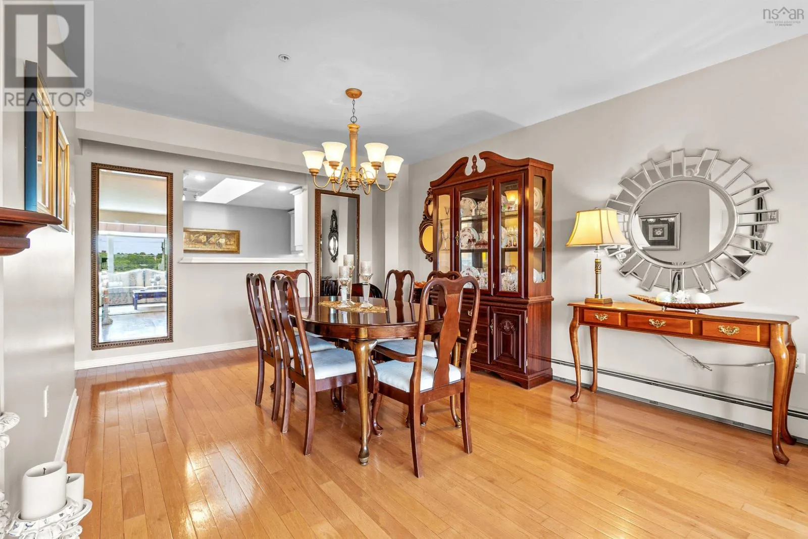 512 275 Prince Albert Road