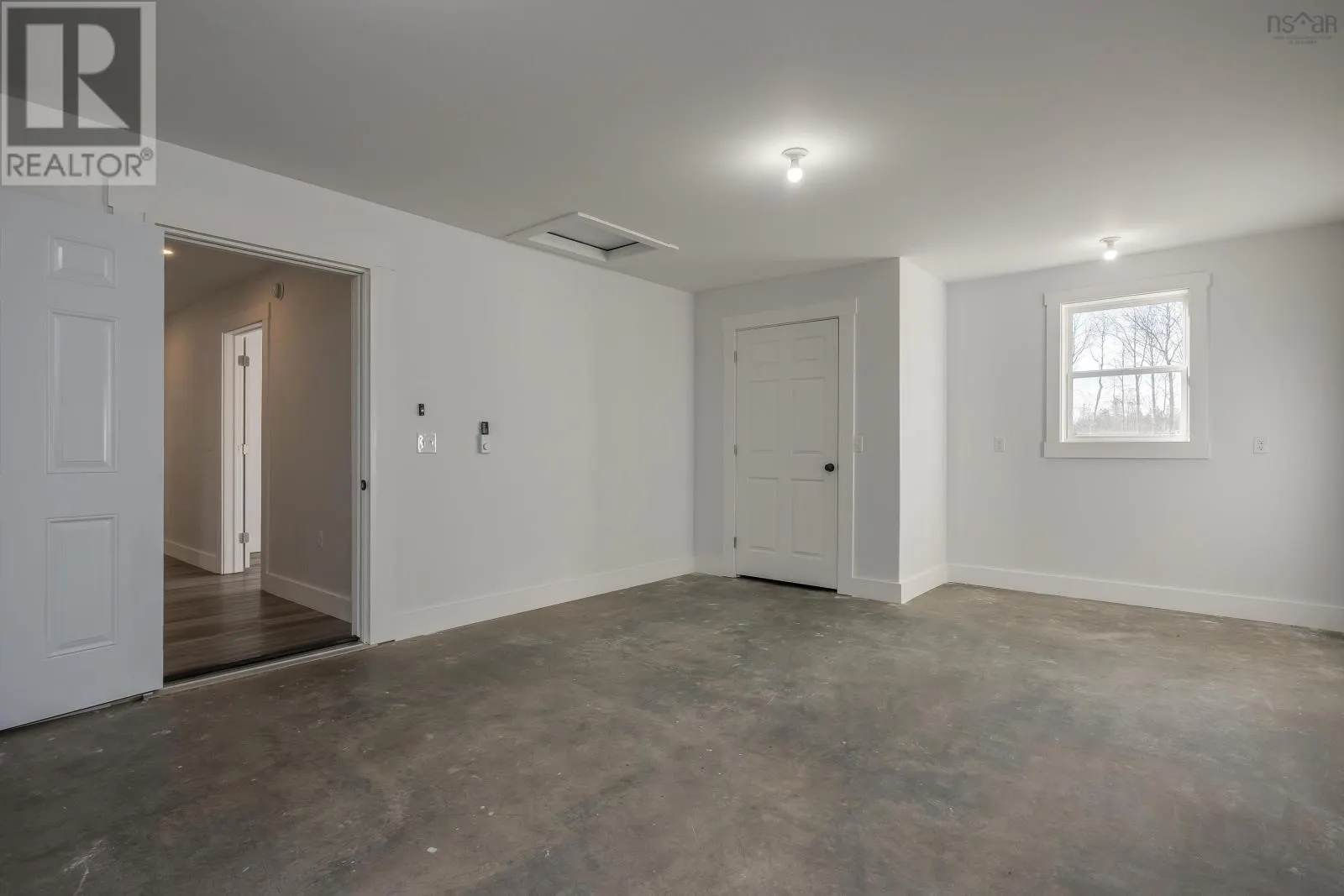 439 Victoria Road