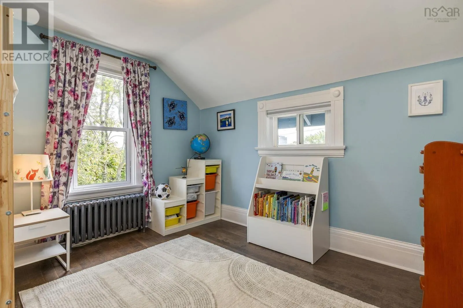 2 Dahlia Street