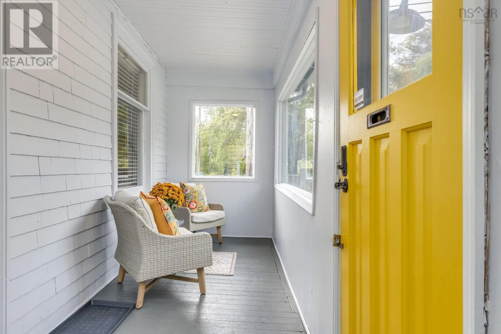 2 Dahlia Street