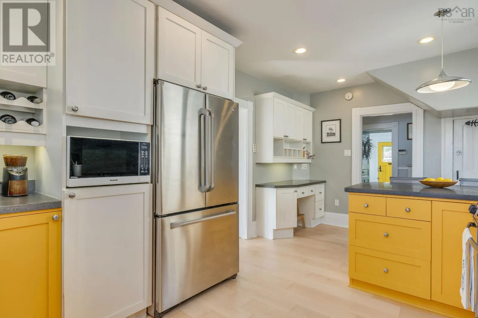 2 Dahlia Street