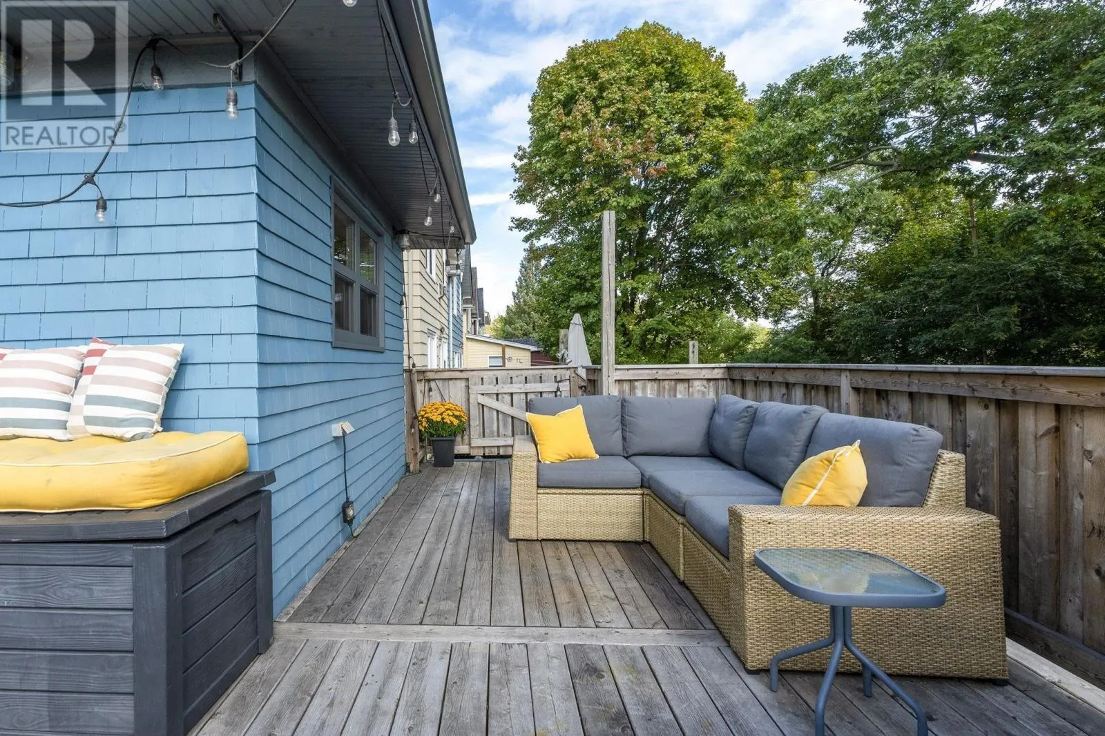 2 Dahlia Street