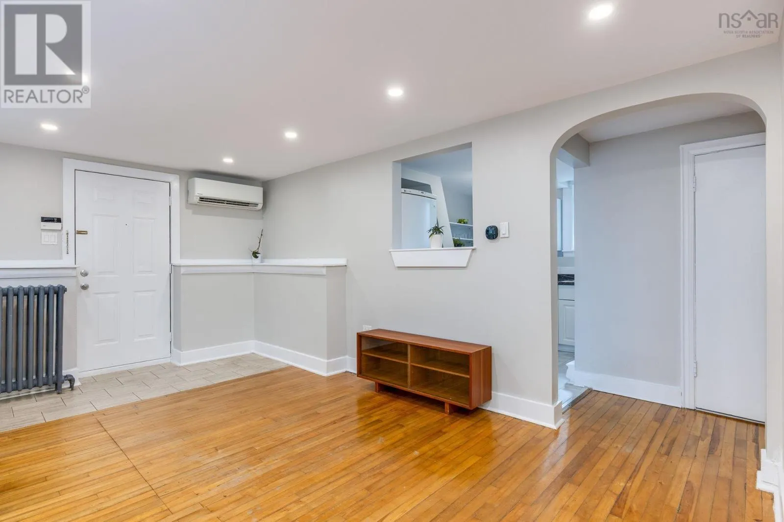 2 Dahlia Street