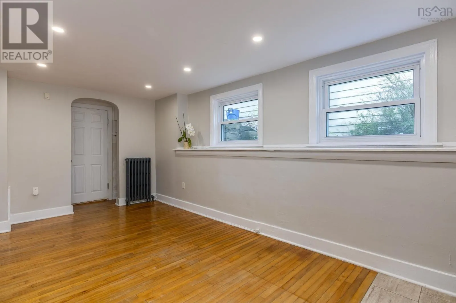 2 Dahlia Street