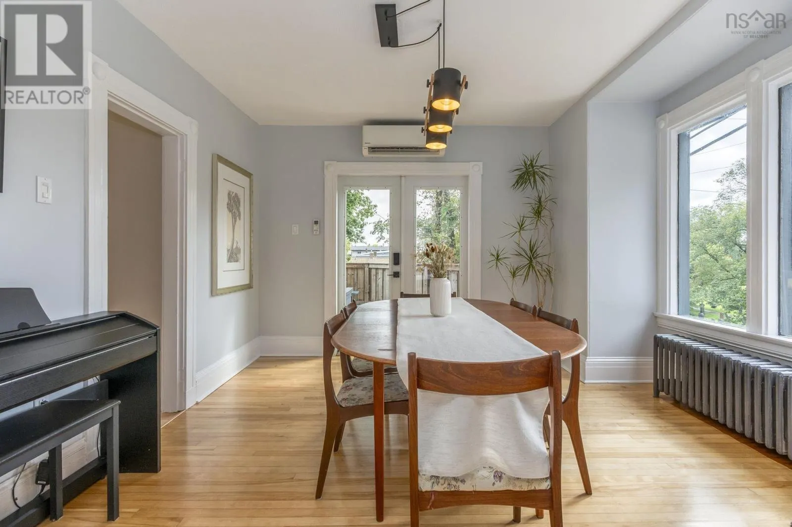2 Dahlia Street